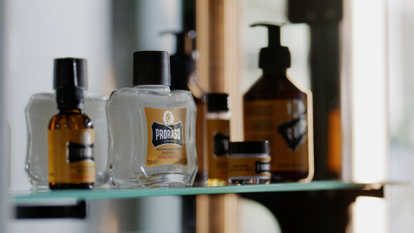 Proraso Cura barba detergente - spot TV
